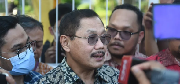 26 Dekan Fakultas Medis Menolak Hadir