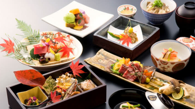 Persembahan Kaiseki Penggugah Selera