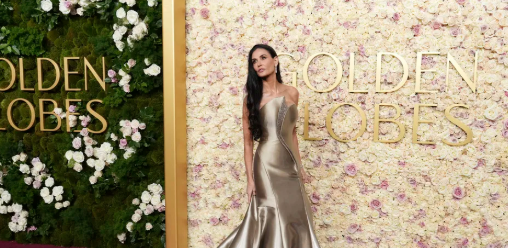 Demi Moore Lahir Kembali